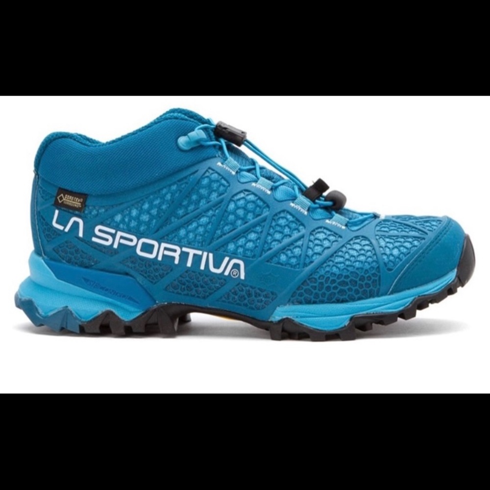 LA Sportiva Teal Shoes